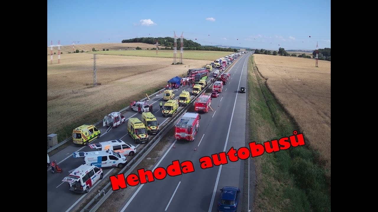 Nehoda dvou autobusů