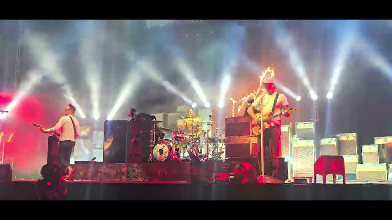 Blink 182 - When We Were Young 2025 - 22 - Dammit (Show ending)