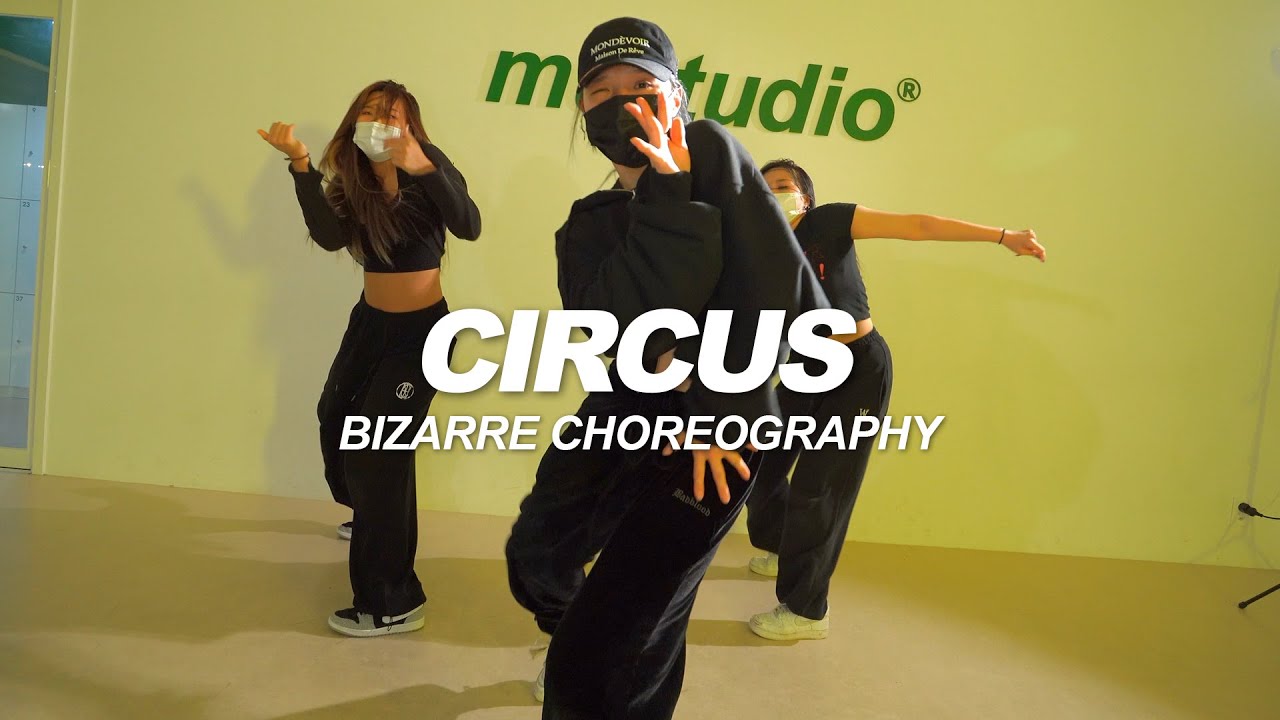 Britney Spears - Circus | Bizarre Choreography