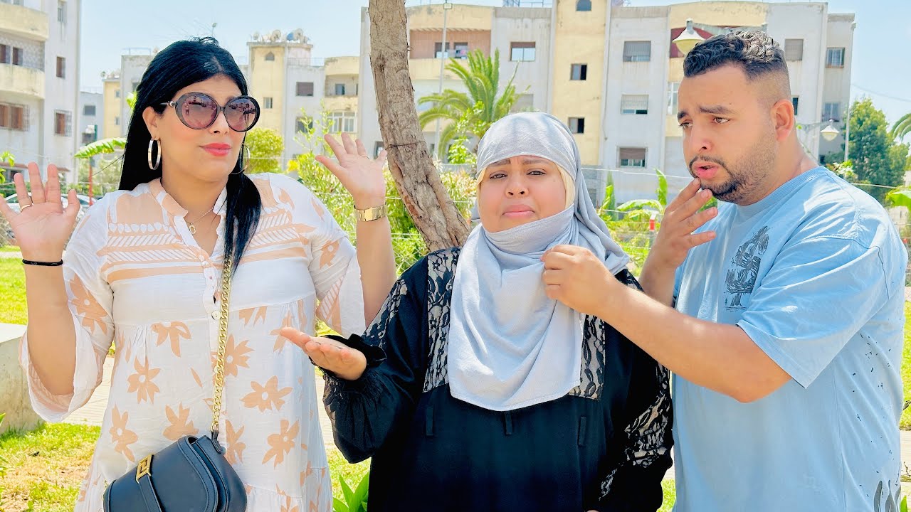 فيلم قصير : كتعدى على عدوزتها 😱 وكتخرجها تطلب 😭 وملي عرفها رجلها... وقعت كارثة