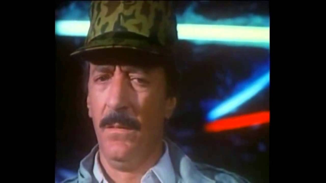 Videojuegos en Trailer Asesino (1986)