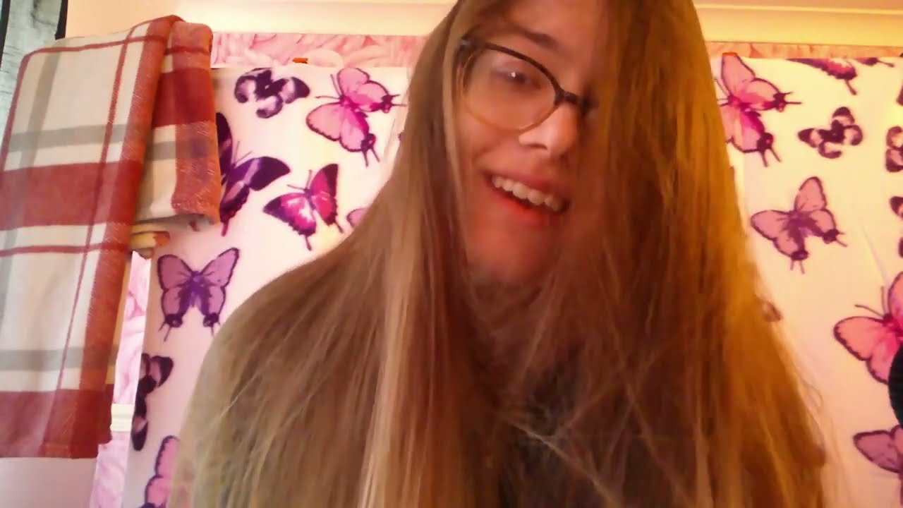 (Deleted Video, Reuploaded) SweetAndSound ASMR - Brushing my hair whilst it is flipped forwards