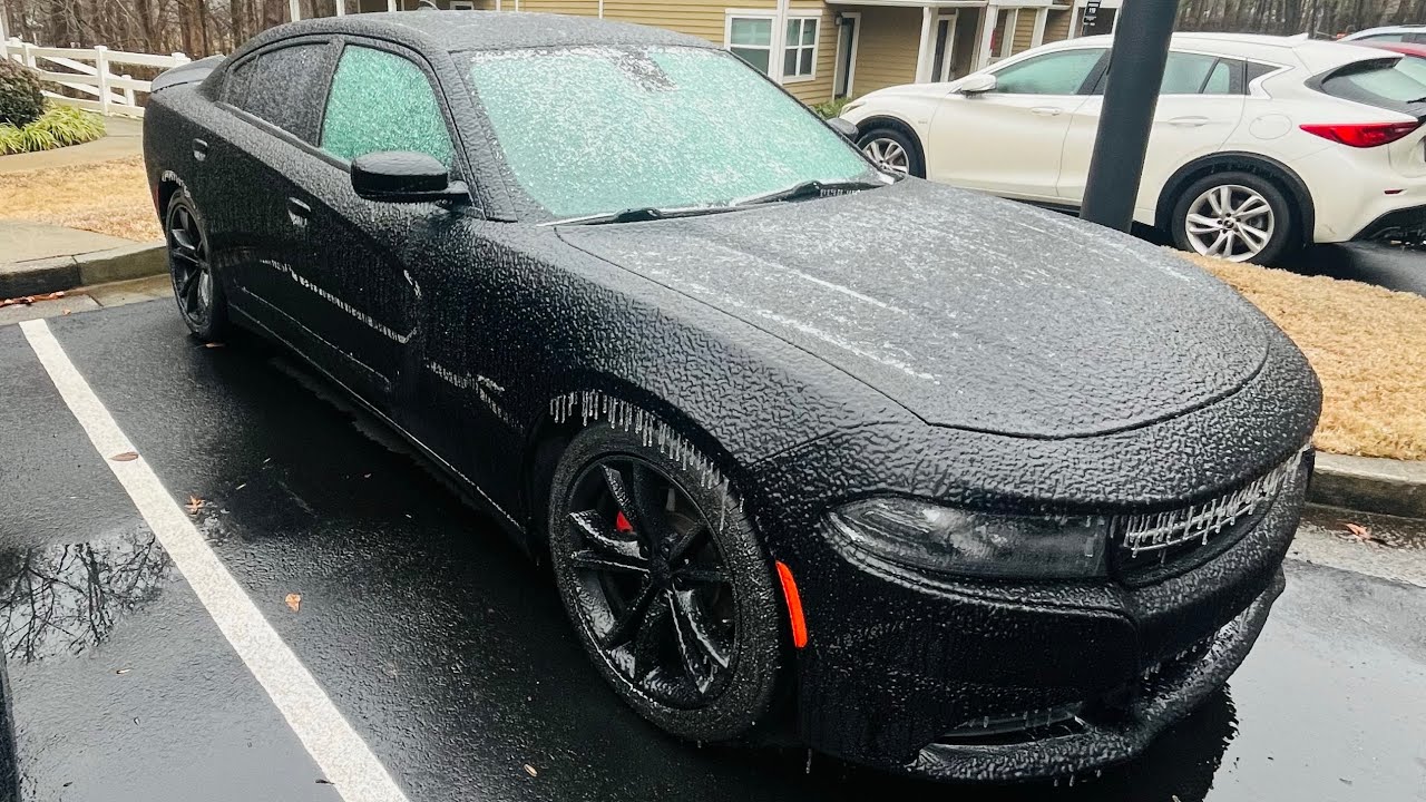 Charger R/T Store Run on Black Ice | Cold 🥶 