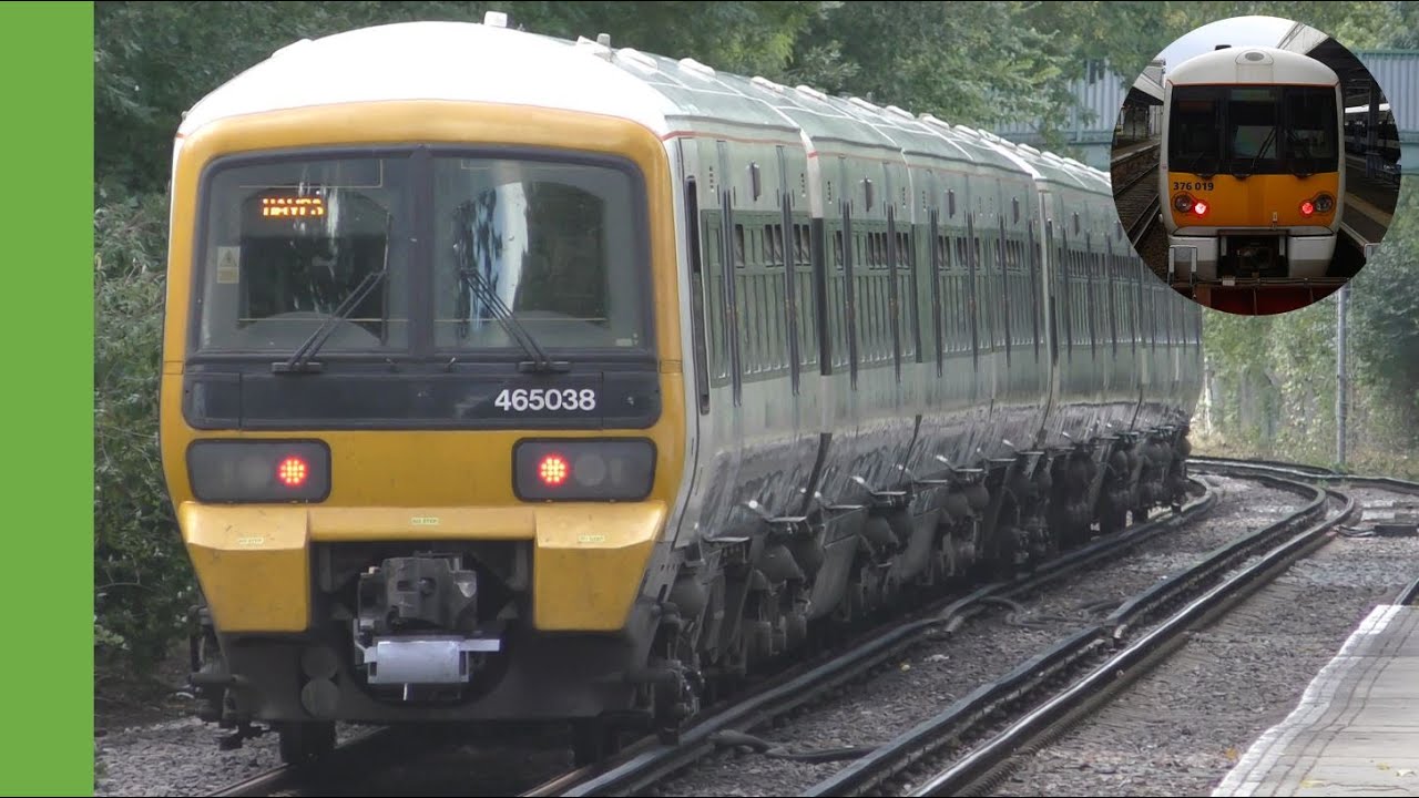 Trains at Ladywell