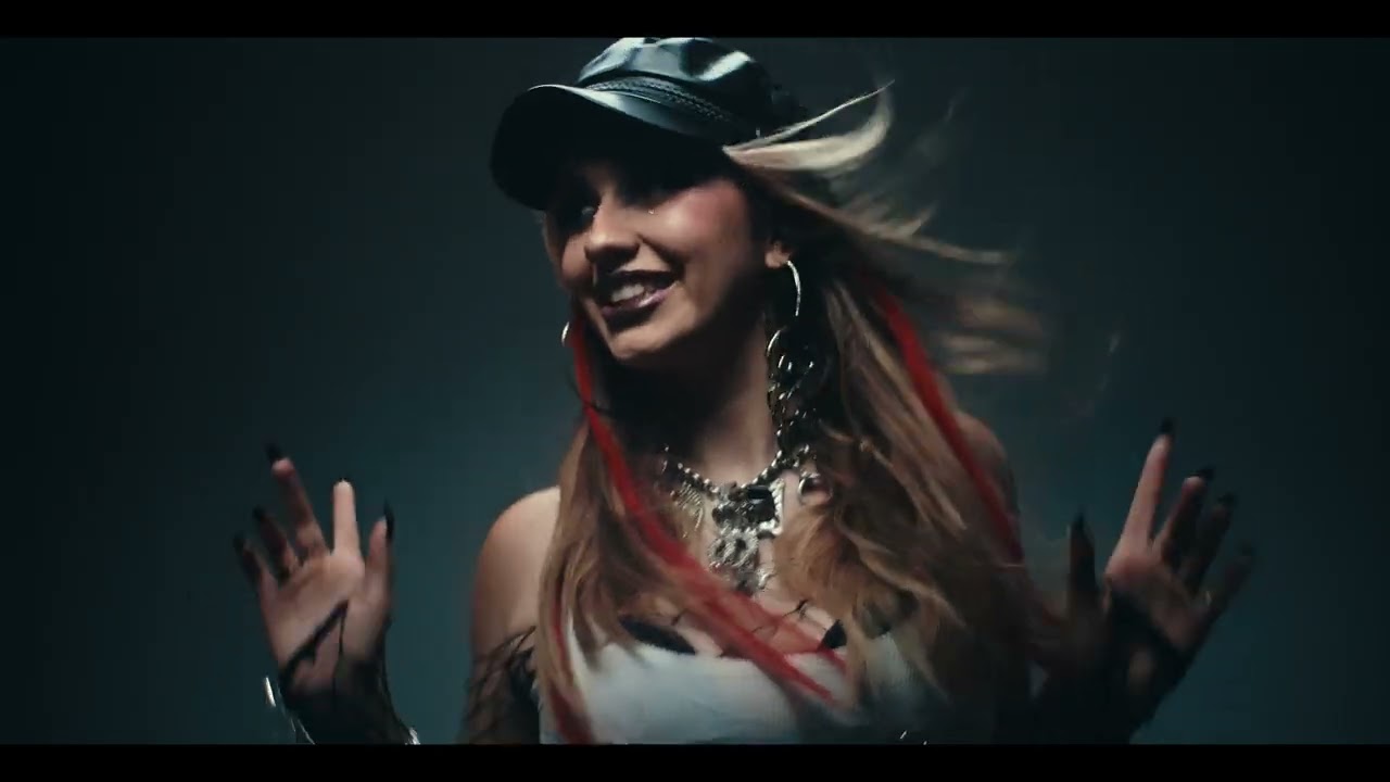 Emikukis - UHLALALA (Video Oficial)