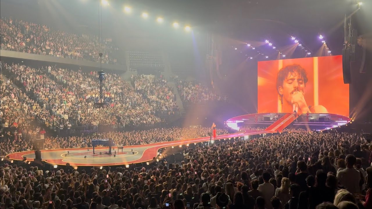 Benson Boone - Pretty Slowly (LIve at Accor Arena, Paris 13/11/2025)