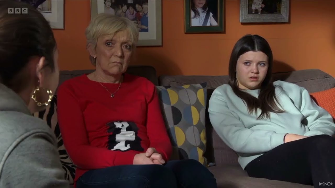 Eastenders lily and Stacey have a heart to heart