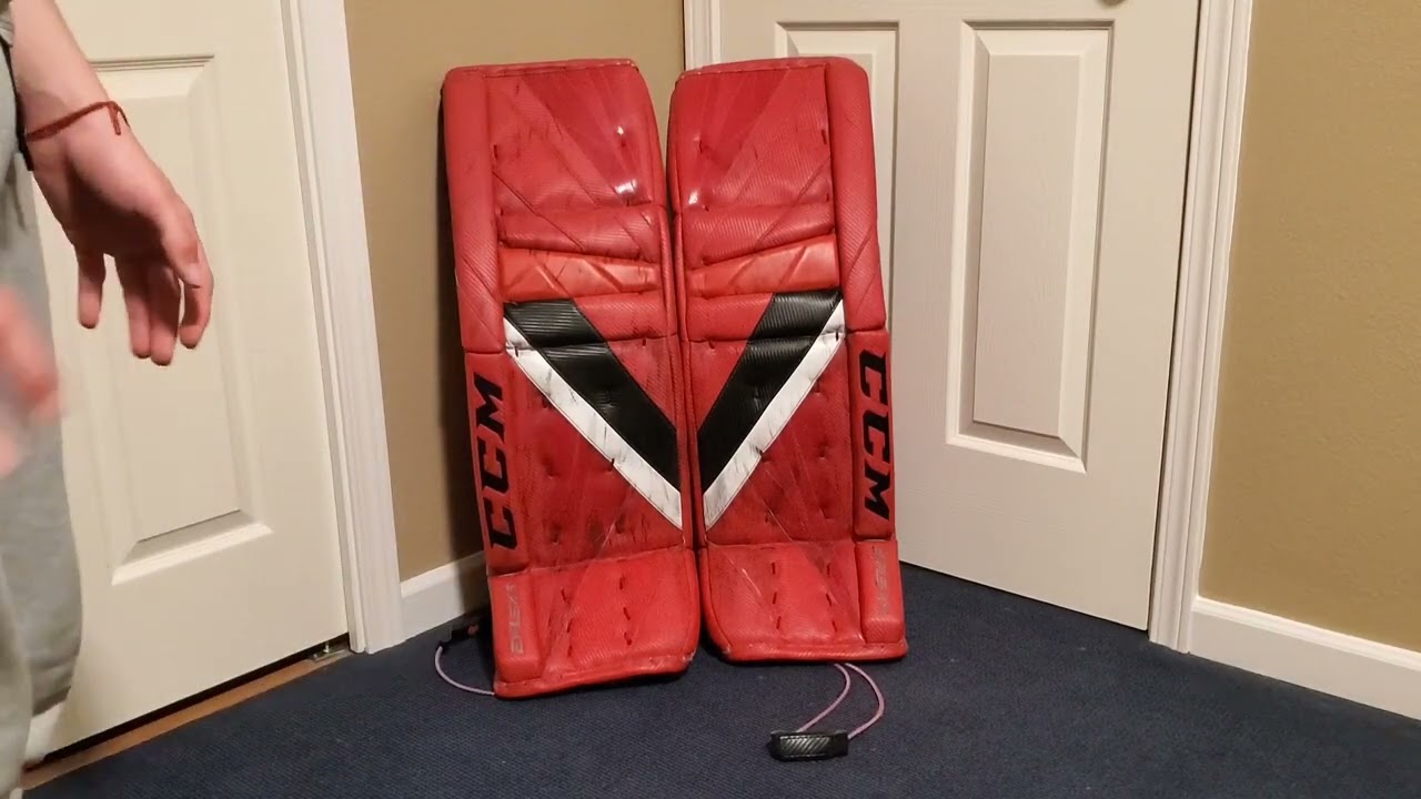 CCM Eflex 5 Goalie Leg Pad Review!