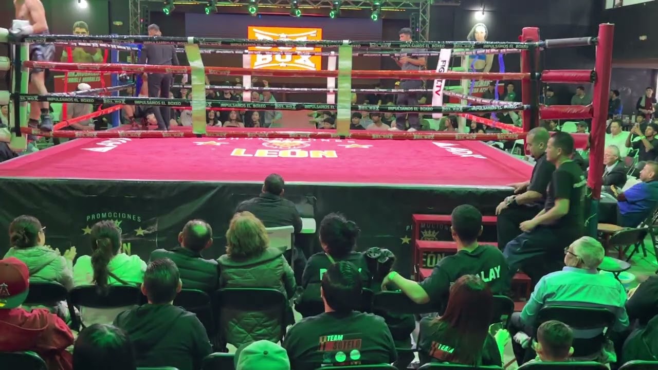 Moises Martinez vs. Adan Alvarado