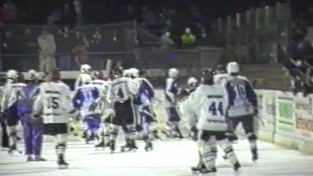 FACE OFF DVD - Episode 1 - Kitzbühel und die Alpen-Derbys - Trailer