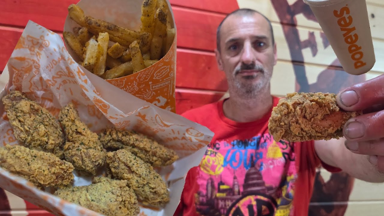 Trying popeye's new garlic parmesan chicken wings