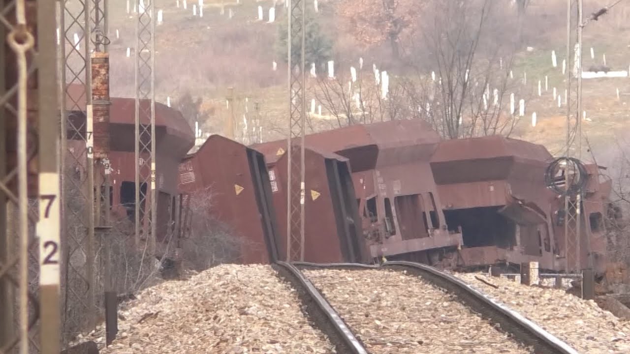 RAMANLI: 35 VJEÇARI LA DY JETIMË, TRENI MERR EDHE NJË JETË