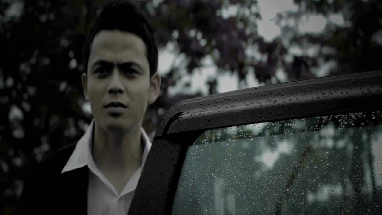 BIAR SAMPAI AKHIR - MERAH feat MARIA  ( Official Music Video )