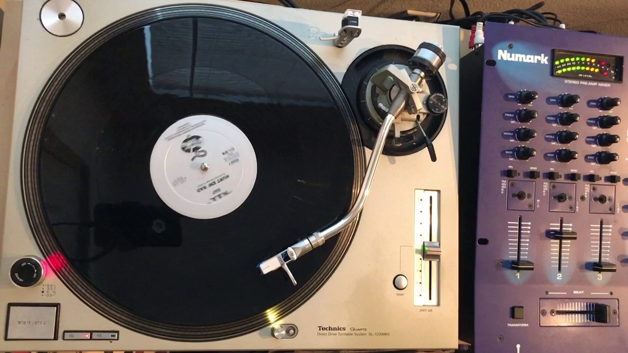 Hurt 'Em Bad - N.B.A Rap 1982