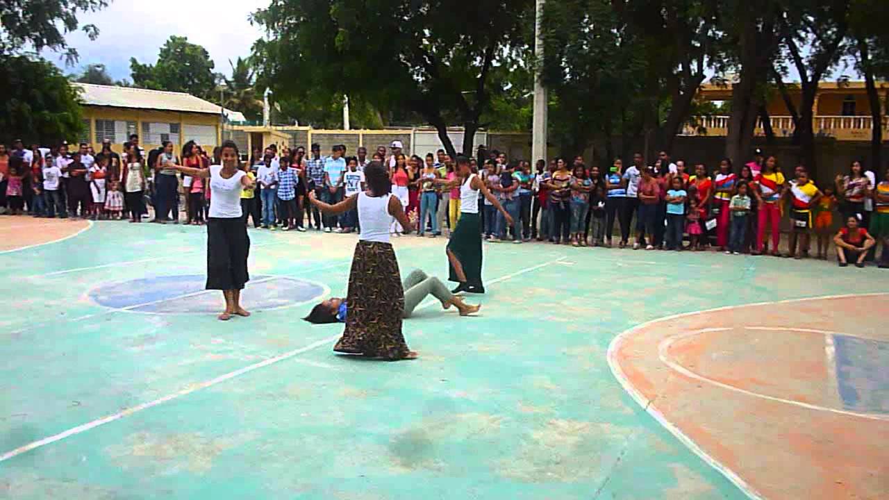 BAILE DE PALO EN LA FINAL GIMNASIA RITMICA PRESENTACION