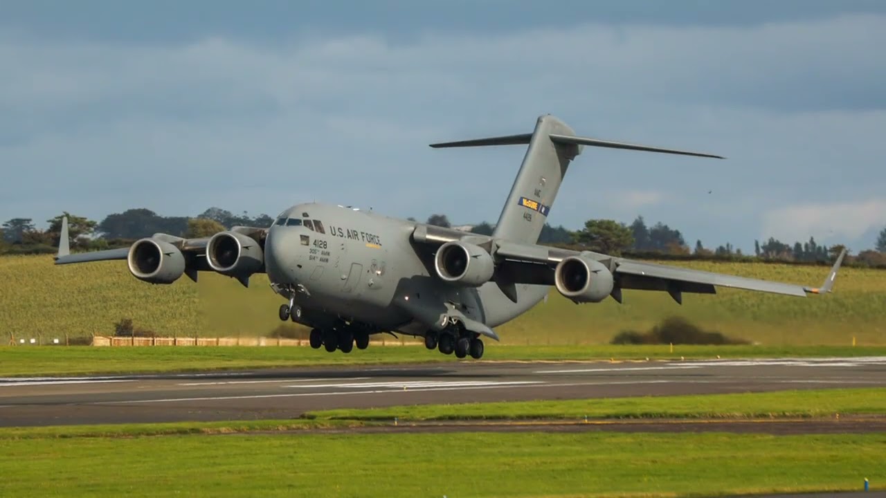 C-17 Globemaster arriving at Prestwick Airport