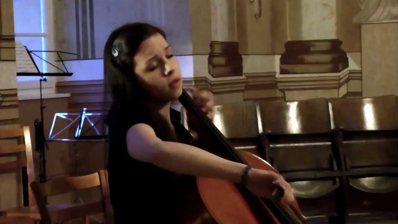 Schubert Introduction, Theme and Variations, Op.82 Stéphanie Huang - cello Renata Ardasevová - piano