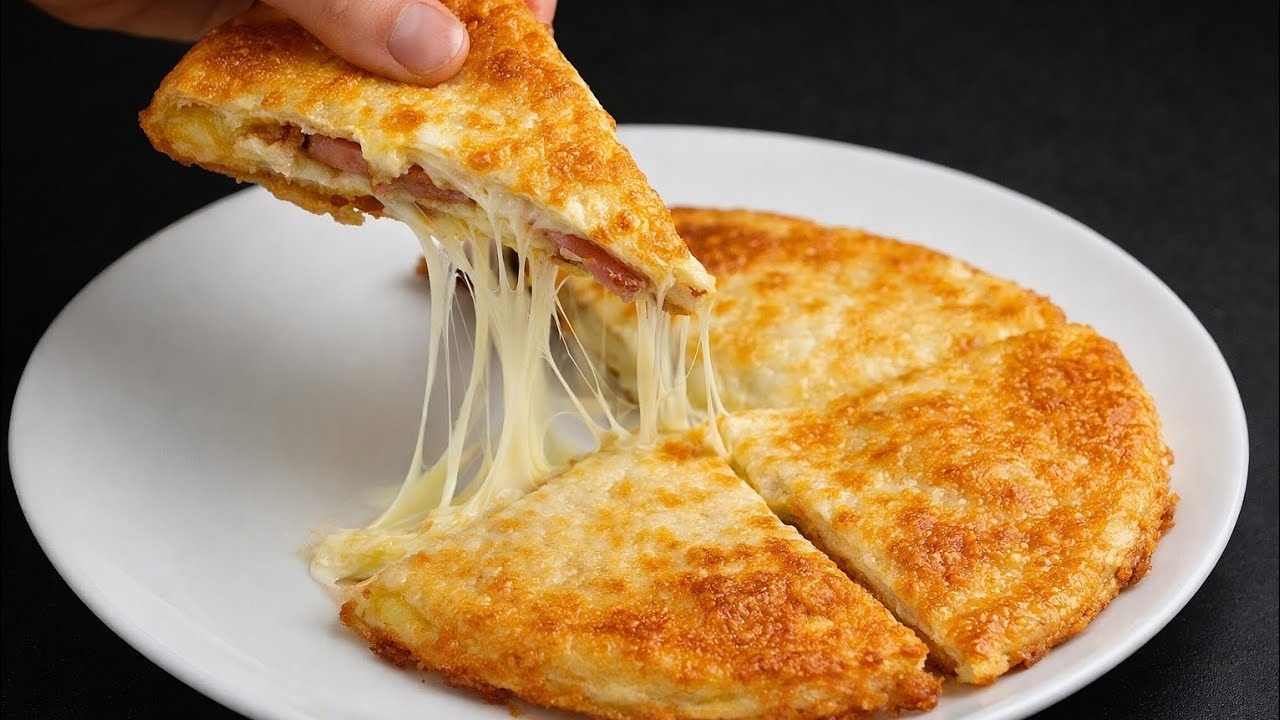 Easy pizza  recipe .🍕 ✅️