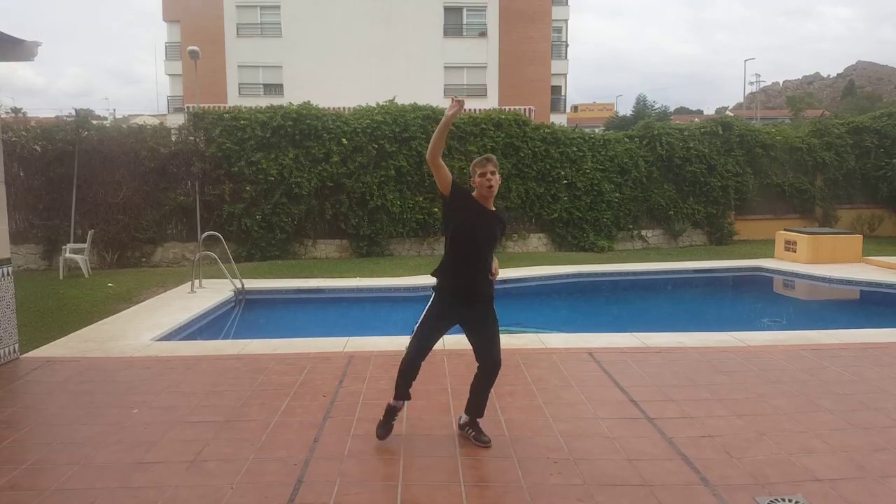 Beat It (Michael Jackson) - Smooth Walker