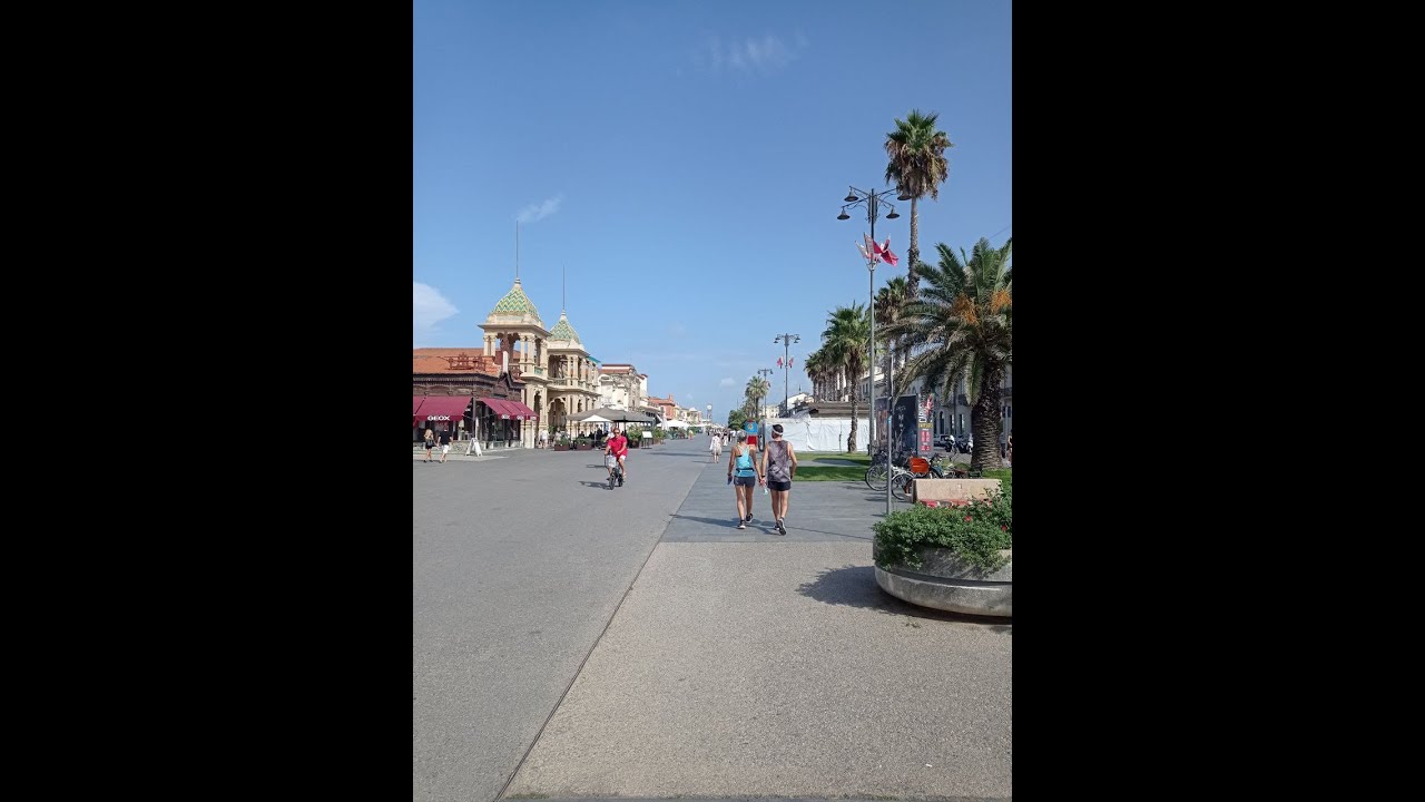 Step 27. Viareggio (Italy) 08-2024. Viale Regina Margherita 2.