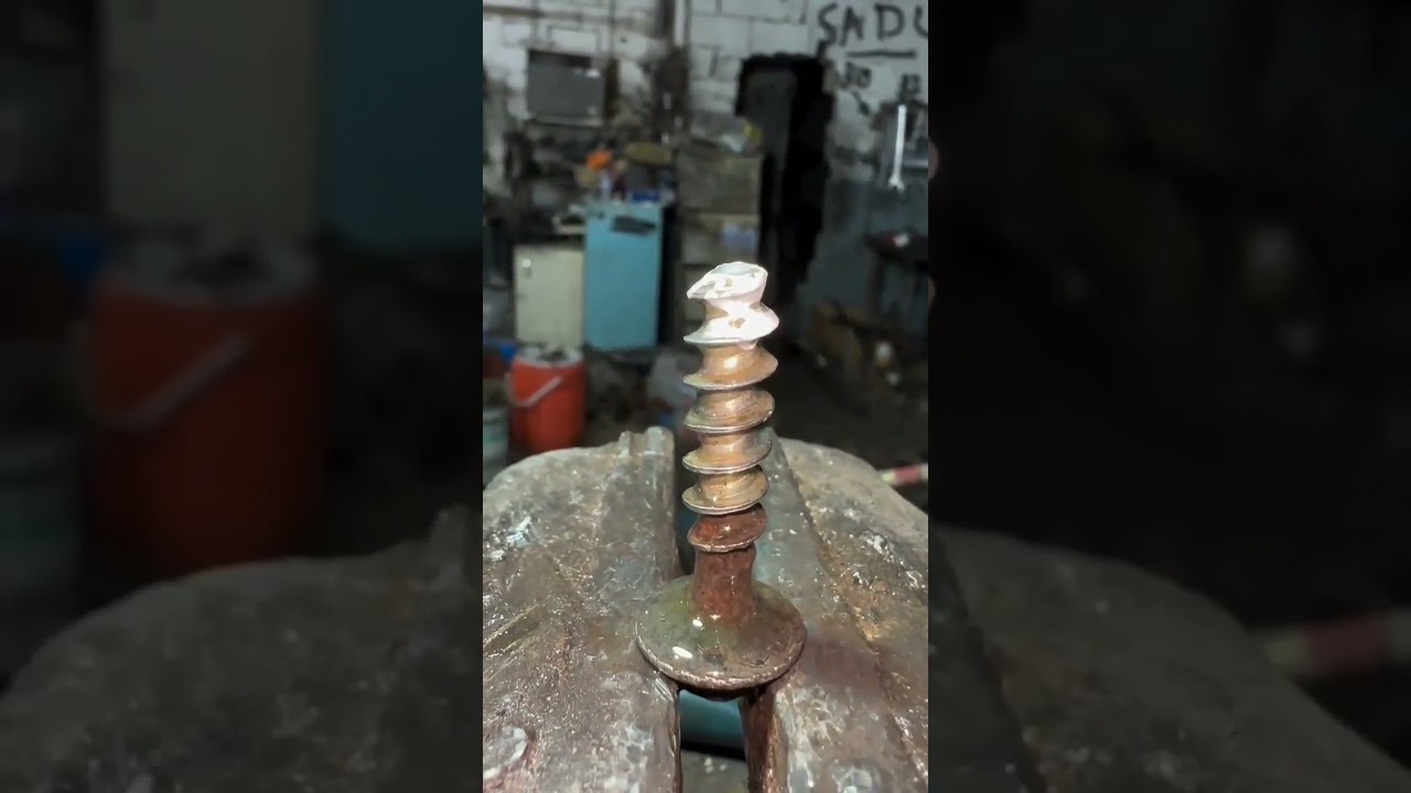 the process of applying rust fluid to the screw #shorts