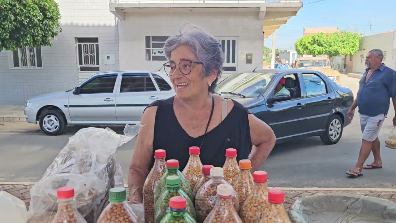 Feira livre de Itapetim PE em 12-02-26