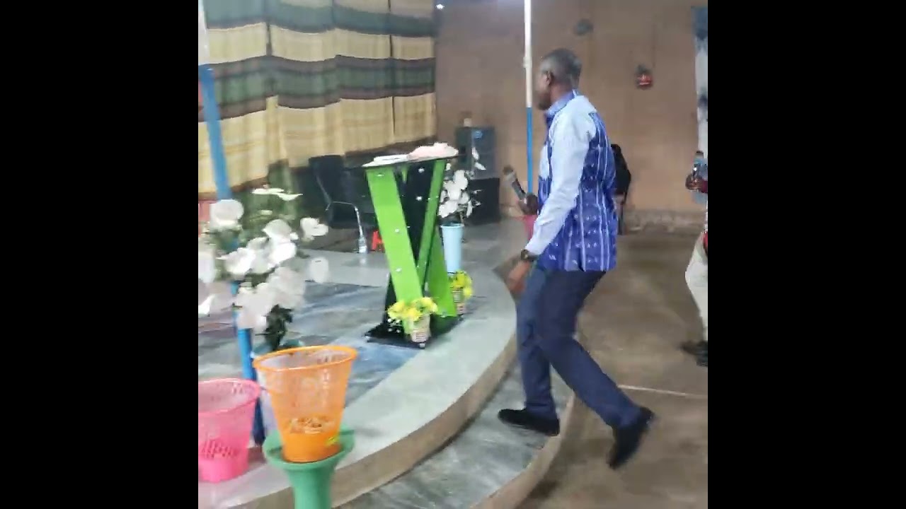 MTU WA SASA ,AVEC PASTEUR PATRICK 