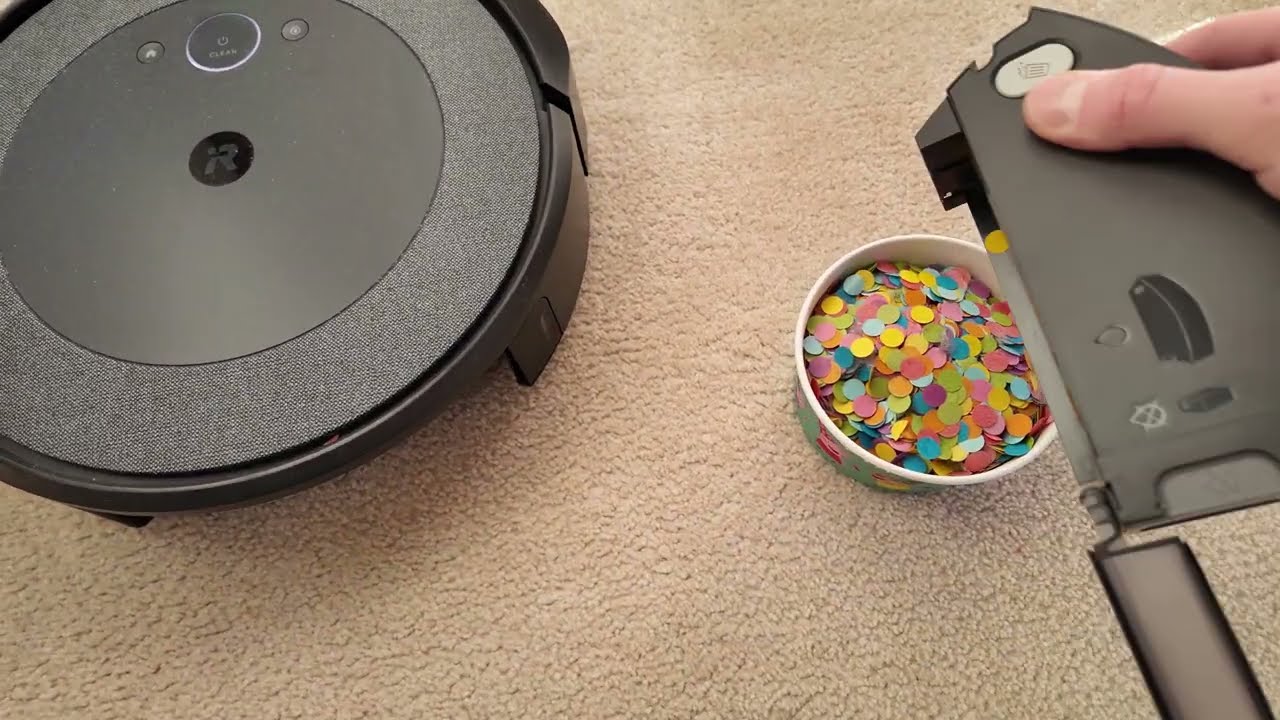 Roomba i3+ vs Roomba e6 (request of @BotvacProductions469)