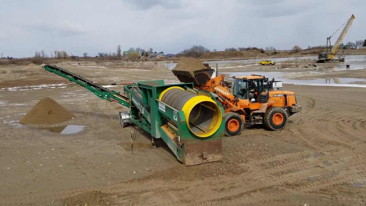 Screening SAND with 3mm trommel screen