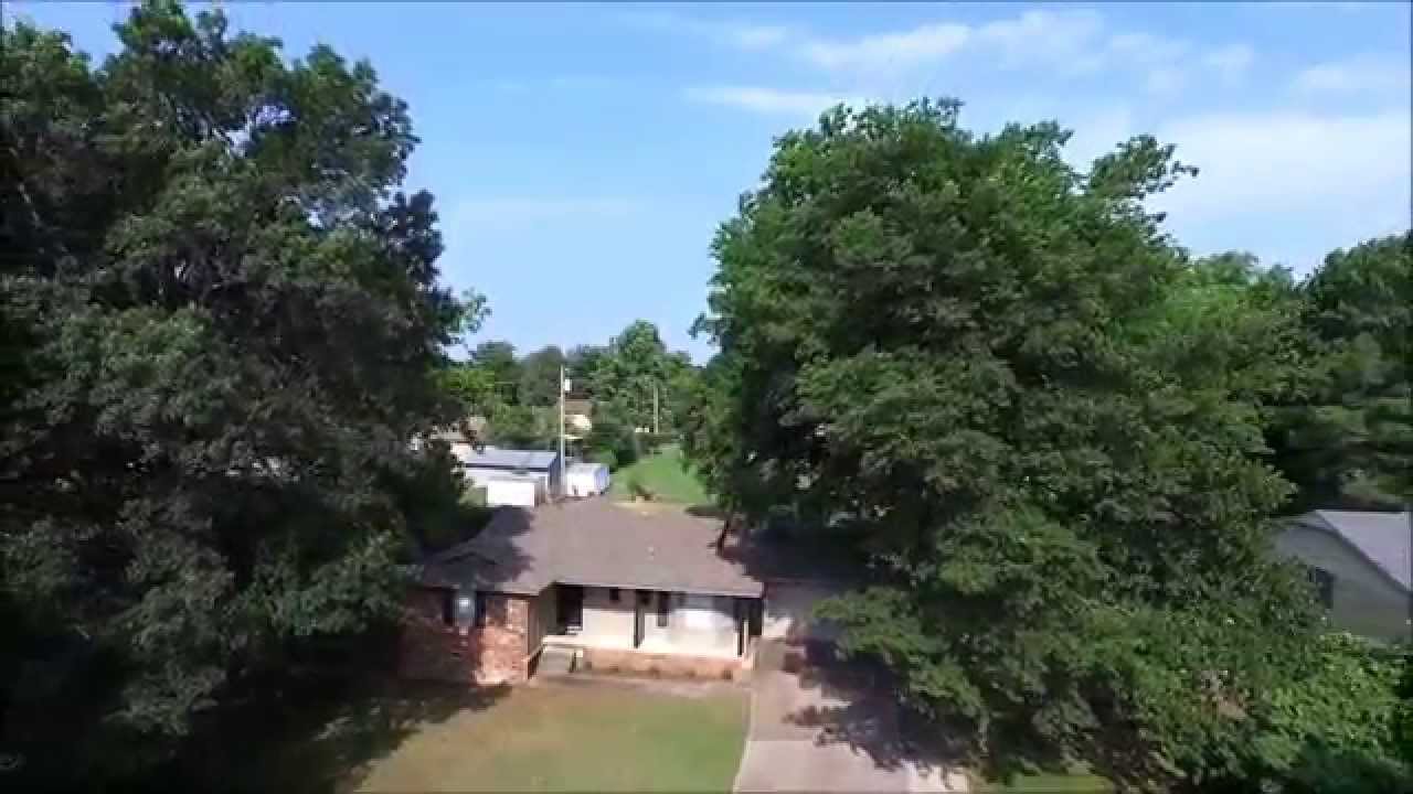Aerial Tour - 906 S Owens Ave - Tahlequah, OK 74464