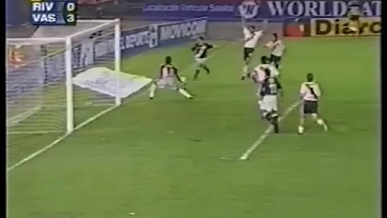 O Dia que o Vasco humilhou o River Plate em pleno Monumental (RIVER 1x4 VASCO)