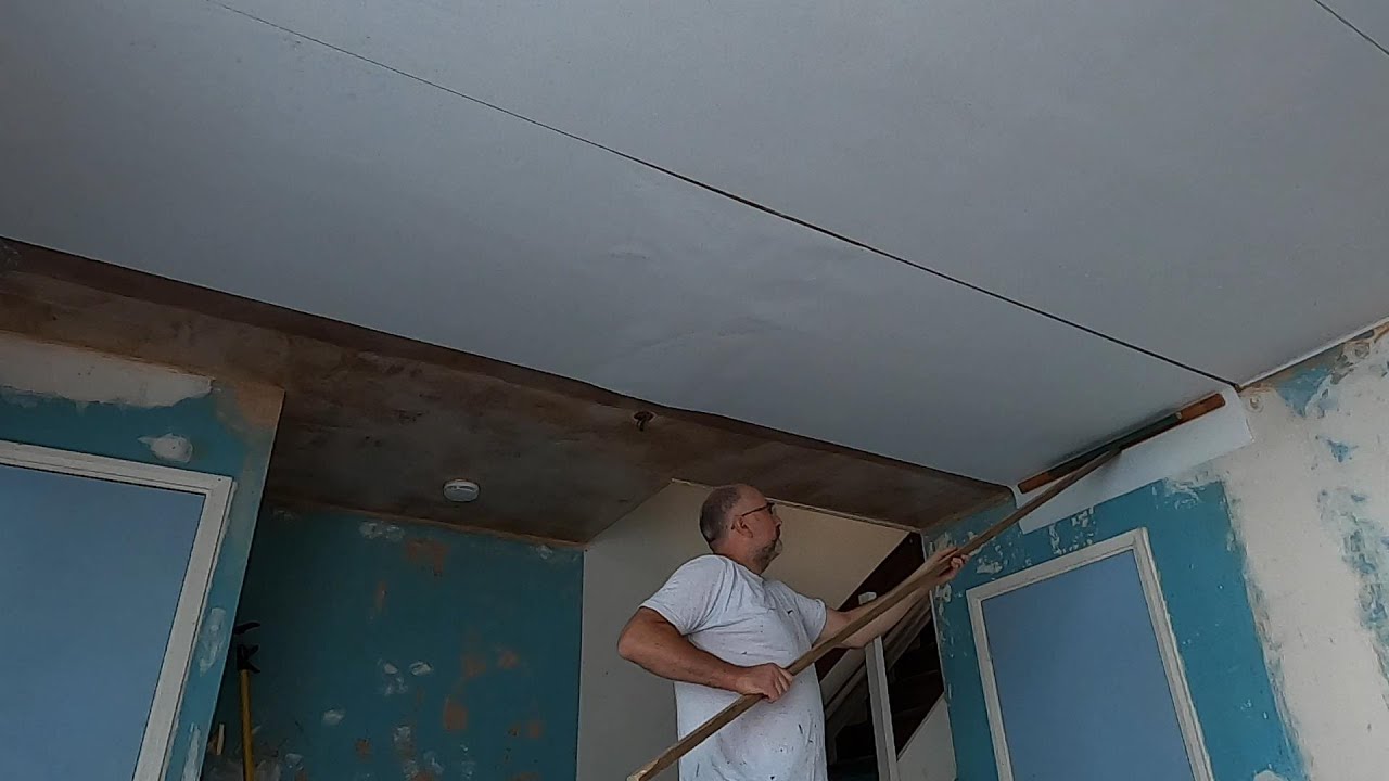 Ultimate DIY Hacks: Make A Prop To Board Over Or Paper A Ceiling