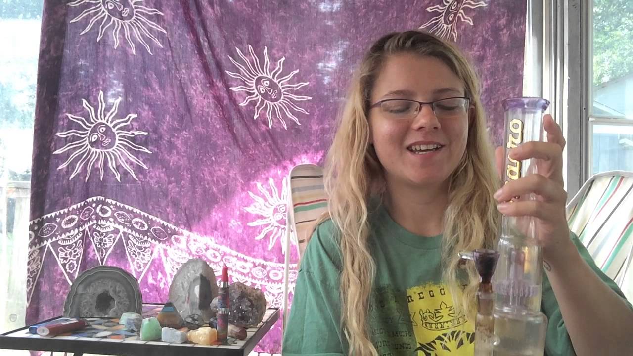 Wake N Bake! Good morning smoke sesh with HighestHeather!