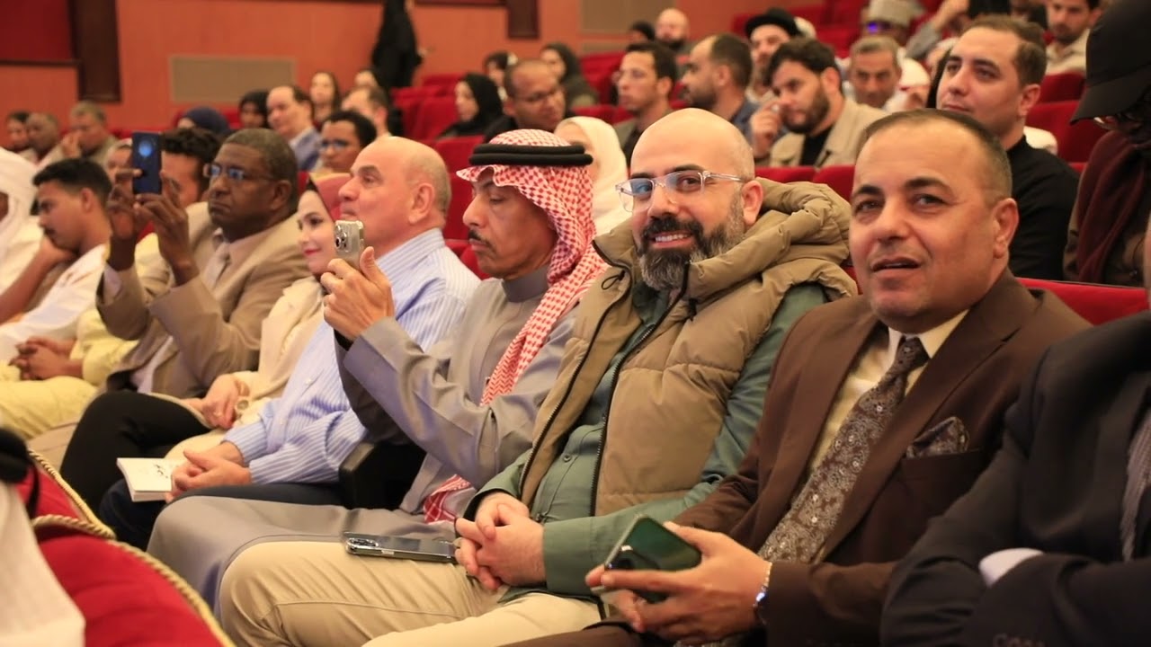 الشاعر أحمد بخيت مخرجان الشارقة للشعر العربي 8/1/2025