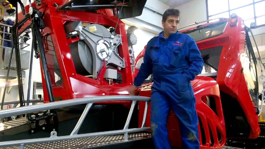 PISTEN BULLY   Les DAMEUSES des SAISIES