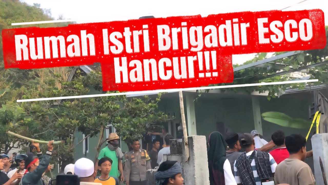 Ratusan Warga Gruduk Rumah Briptu Rizka 