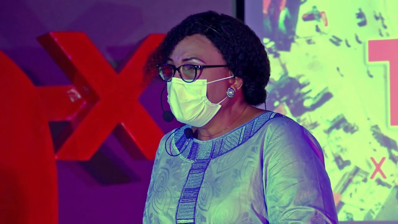 La sage-femme en période de COVID-19 | Arlette AKOUEIKOU | TEDxCotonou