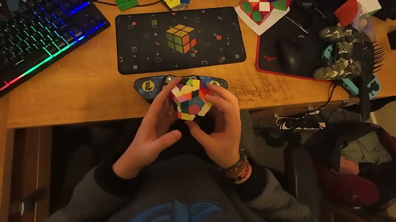 1:04.24 Megaminx Ao5 Westlund S2L method