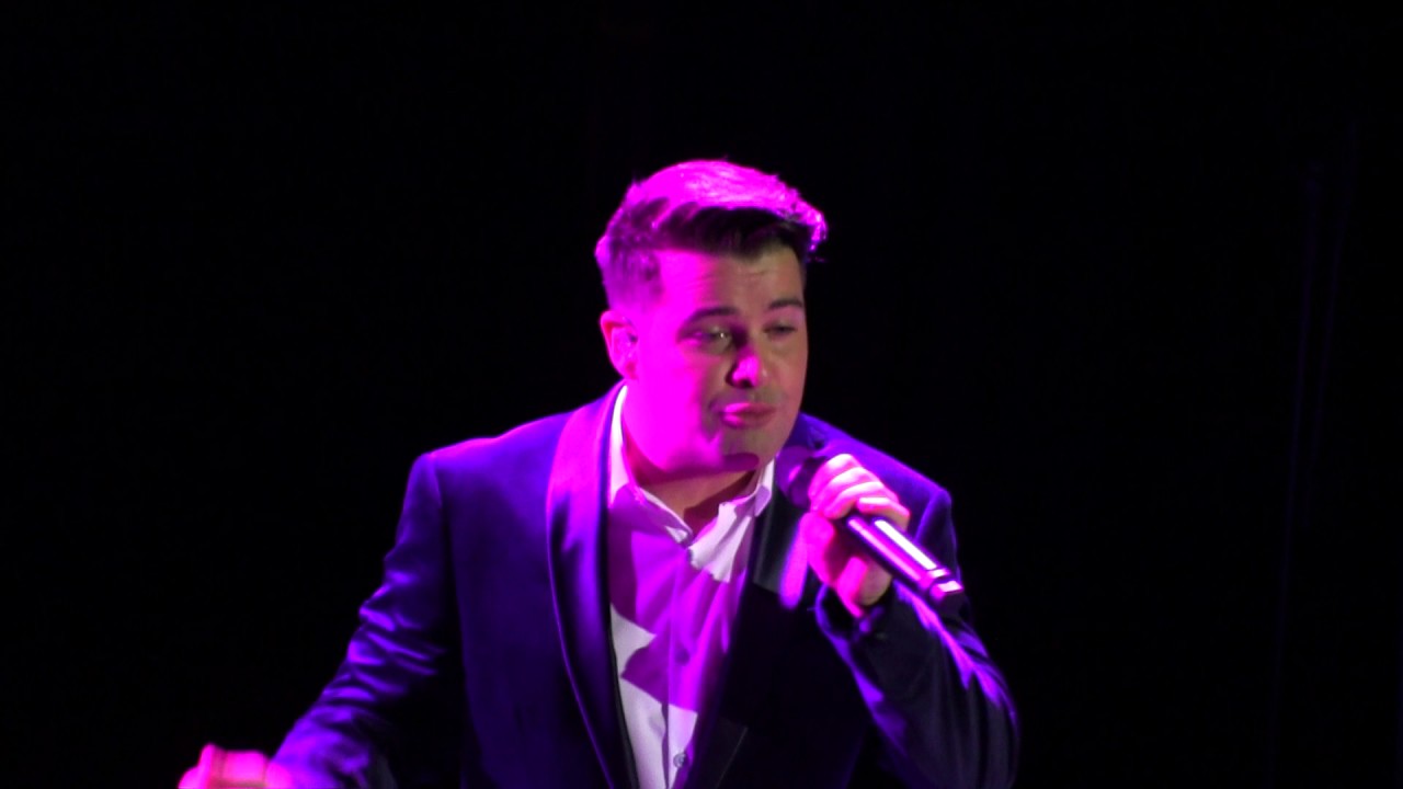 Joe McElderry - O Holy Night / Can't Help Falling In Love - Consett