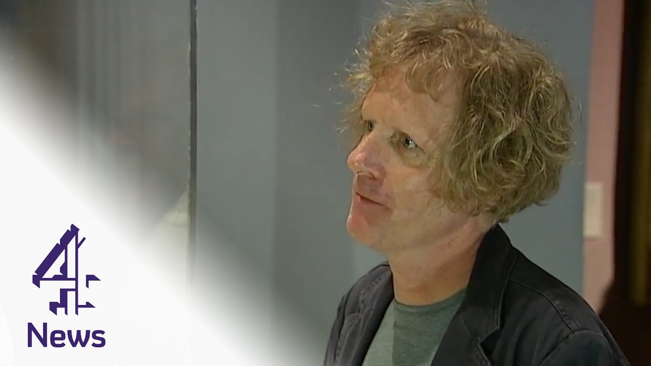 'Default Man' Jon Snow meets Grayson Perry | Channel 4 News