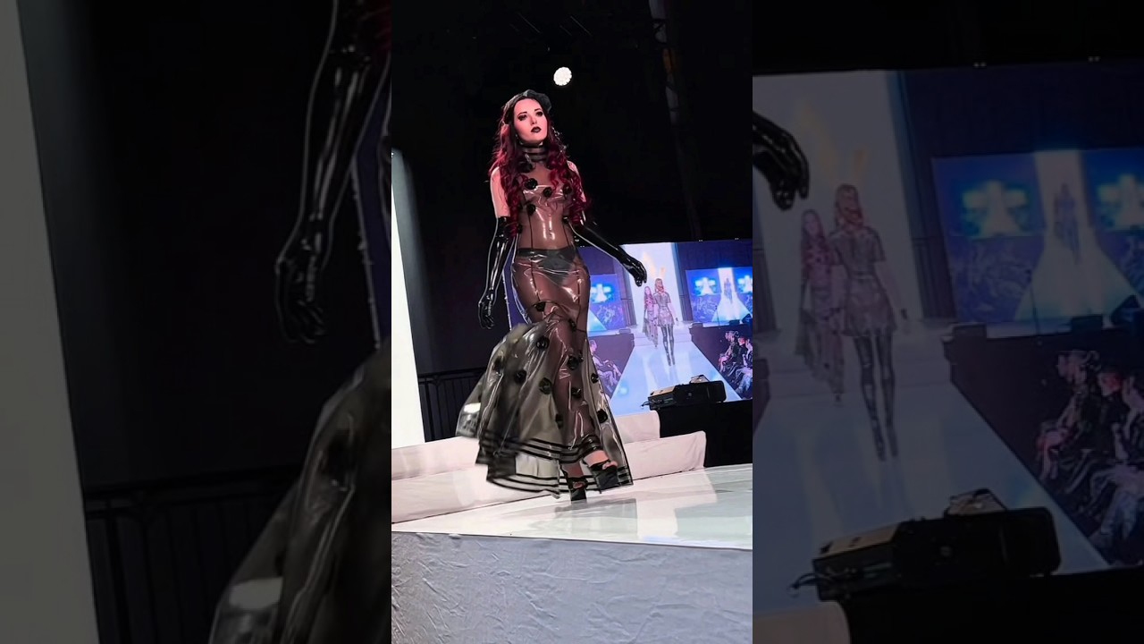 Latex Fashion show#latex