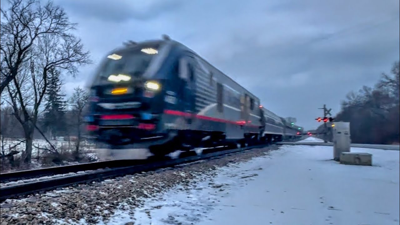 Amtrak 352 Wolverine HAULS A$$ AT 115 MILES AN HOUR through 4th in Kalamazoo, MI