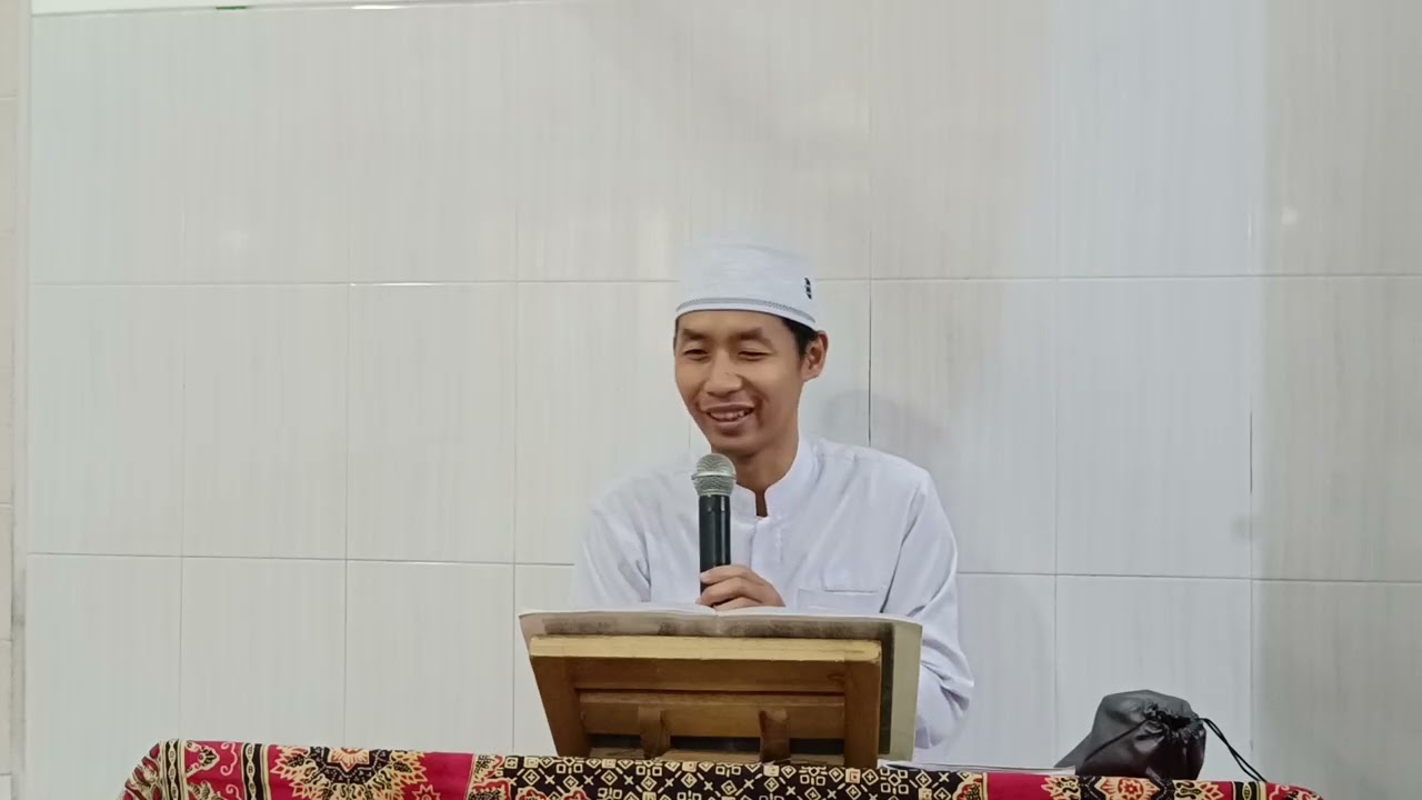 4 Romadhon pengajian Romadhon ba'da subuh kitab Khosoisun Nabi oleh ustadz Muhammad Habibulloh 