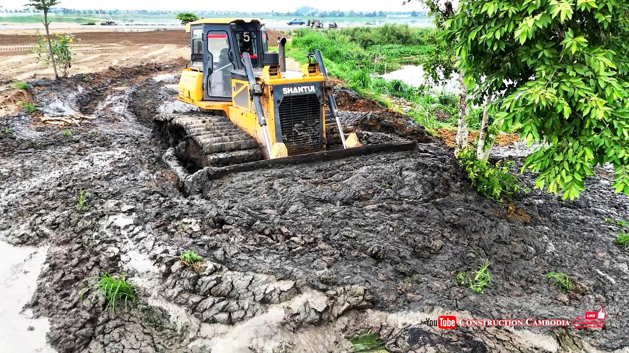 Massive Heavy Bulldozer Clearing Deep Mud & Pushing Sand  Huge Sand Fill Land Project