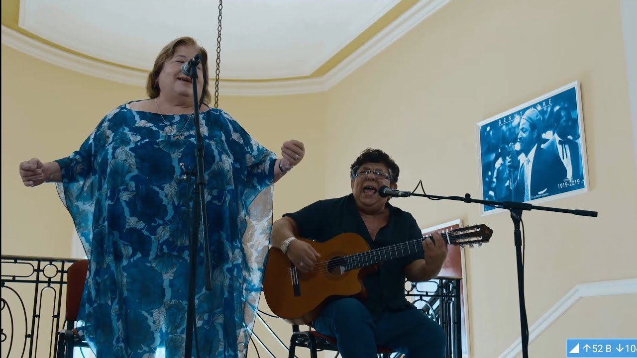 Estamos Contigo / Augusto Blanca y Corina Mestre