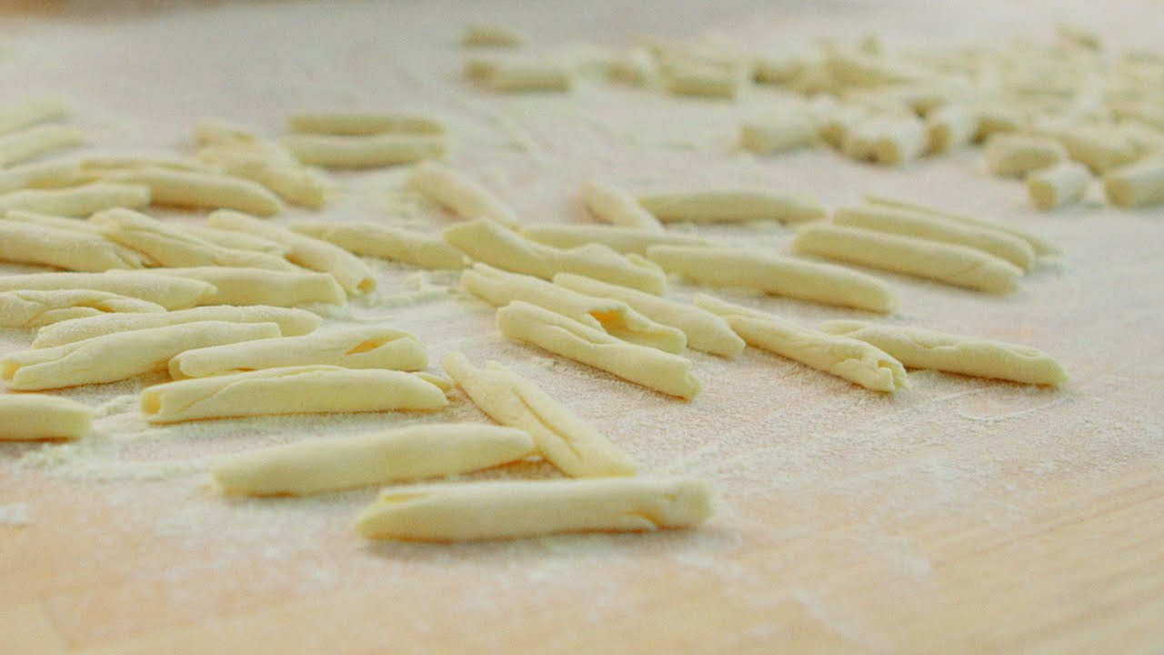 Maccheroni al Ferro: Homemade Semolina Pasta
