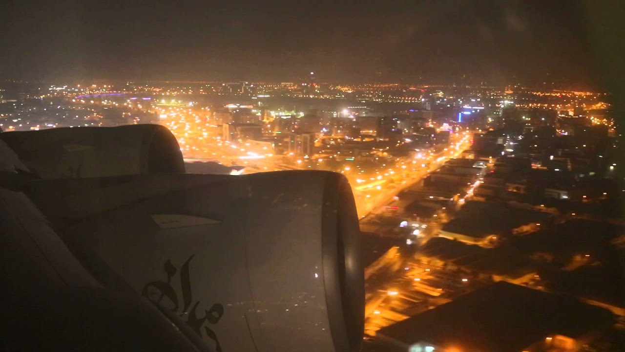Emirates A380-800 A6-EDS Take Off