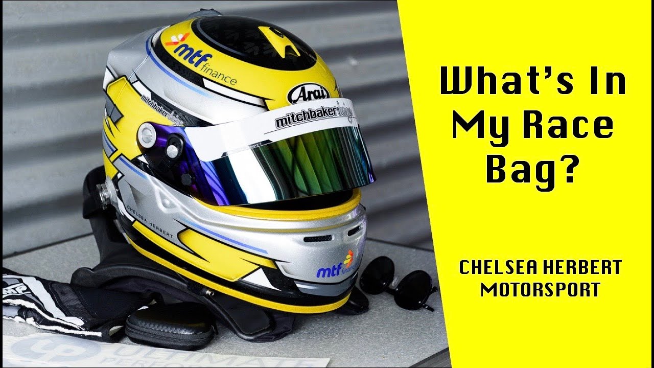 WHAT'S IN MY RACE BAG??