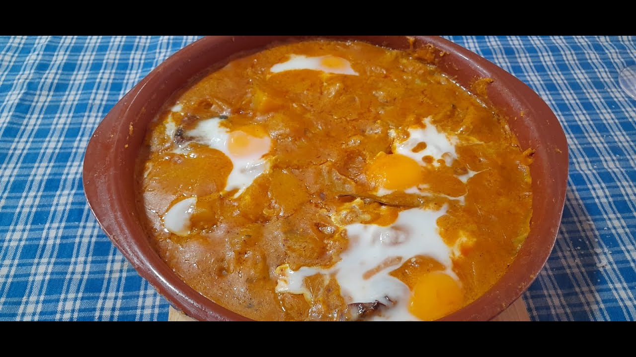 Patatas en AJOPOLLO (Plato típico de Almería)