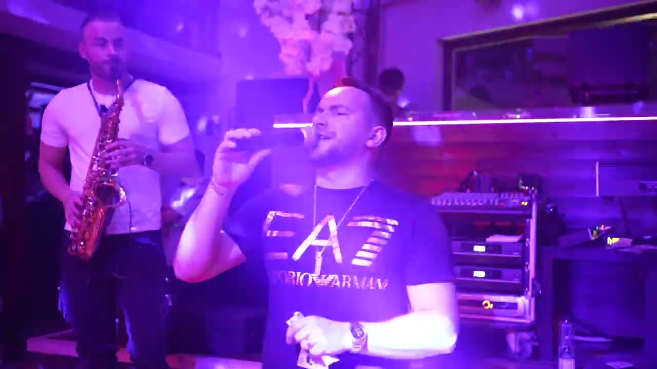 Vlad de la Oradea - Ca un frate nu e nimic (cover live)